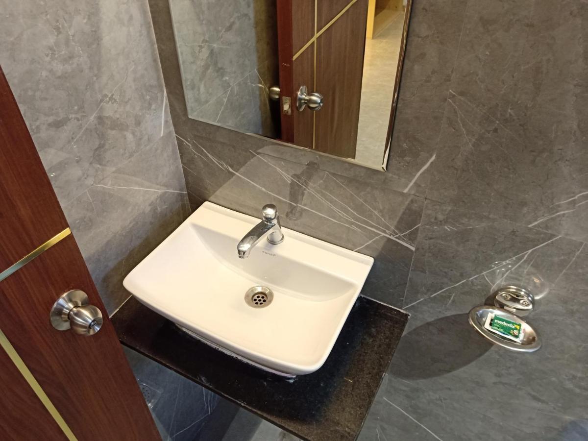 Hotel Suvarnam Residency Ahmednagar Εξωτερικό φωτογραφία
