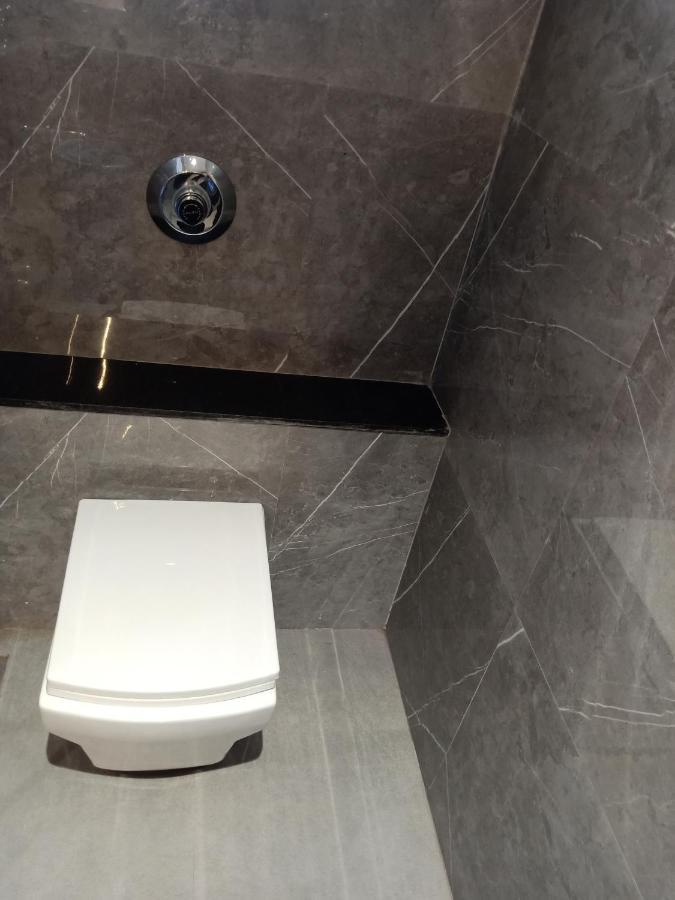 Hotel Suvarnam Residency Ahmednagar Εξωτερικό φωτογραφία