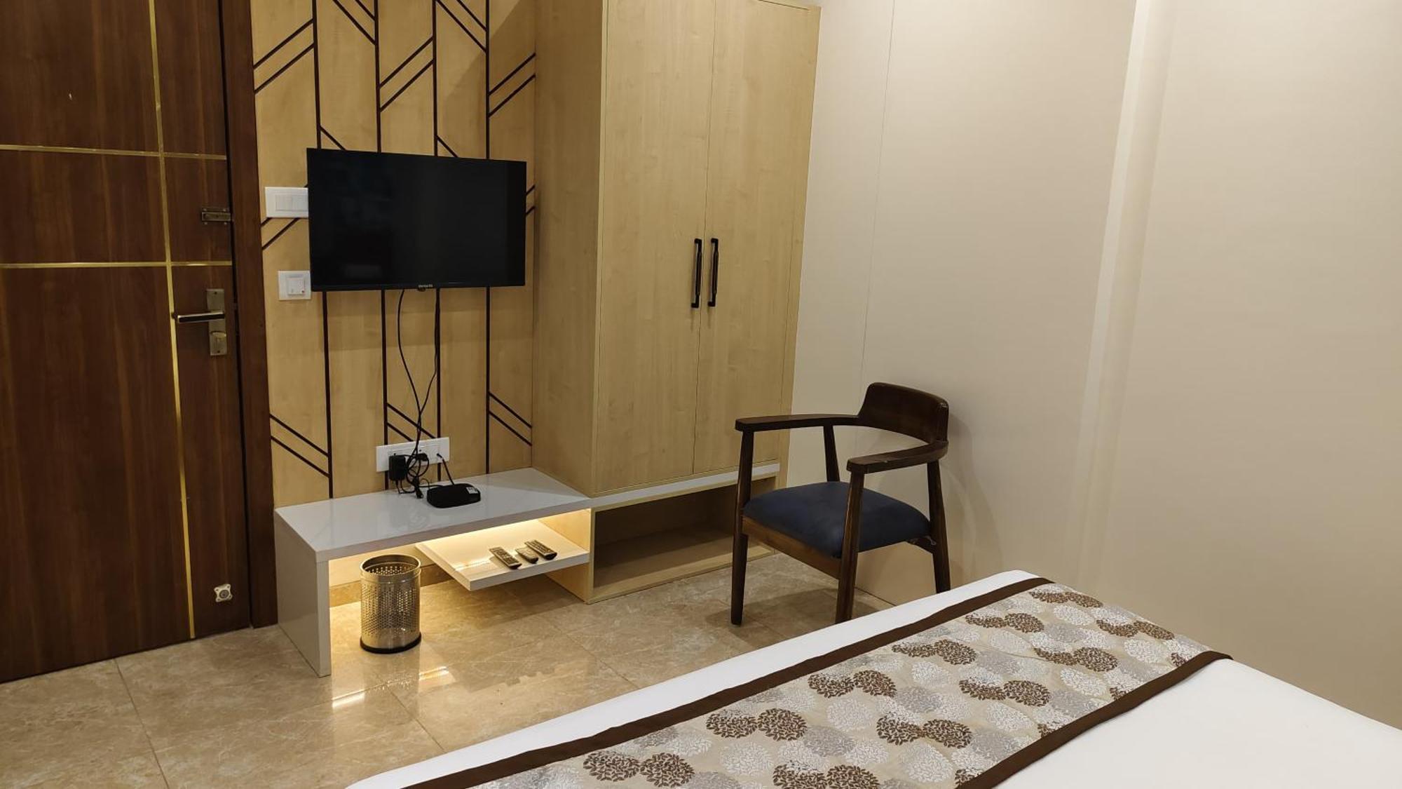 Hotel Suvarnam Residency Ahmednagar Εξωτερικό φωτογραφία
