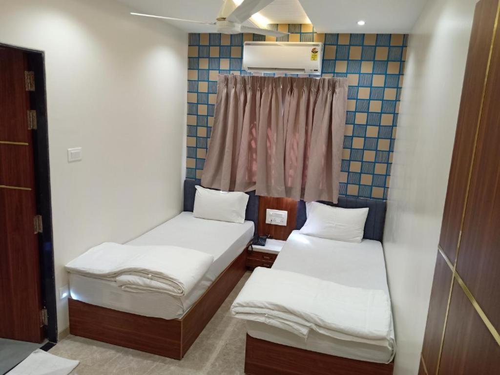 Hotel Suvarnam Residency Ahmednagar Εξωτερικό φωτογραφία